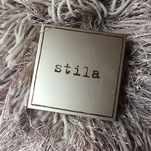 Stila Heaven's Hue Higlighter in Bronze
